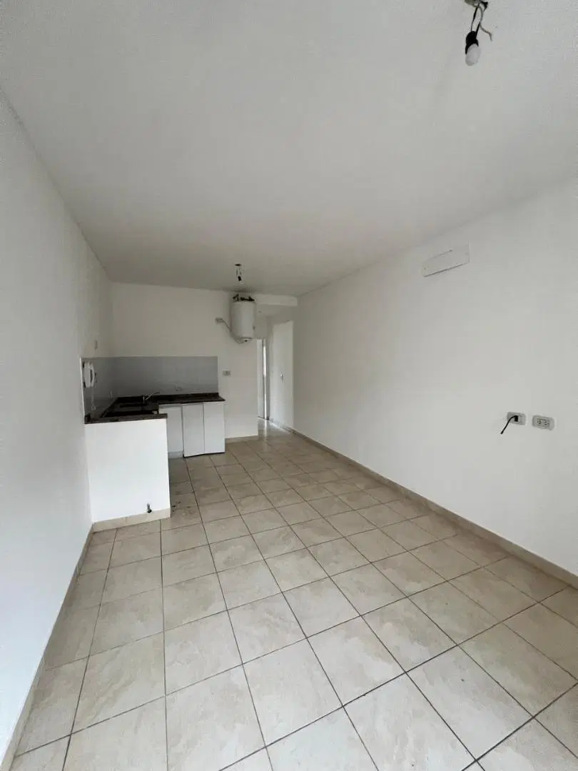 ALQUILER DE DEPARTAMENTO 2 AMBIENTES CON COCHERA EN MUÑIZ 3
