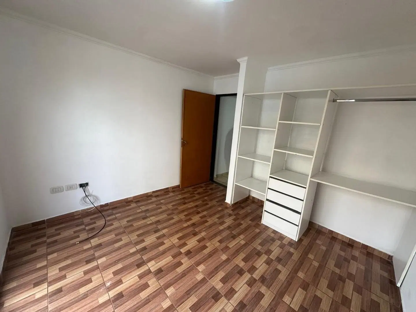ALQUILER DE DEPARTAMENTO 2 AMBIENTES CON COCHERA EN MUÑIZ 2