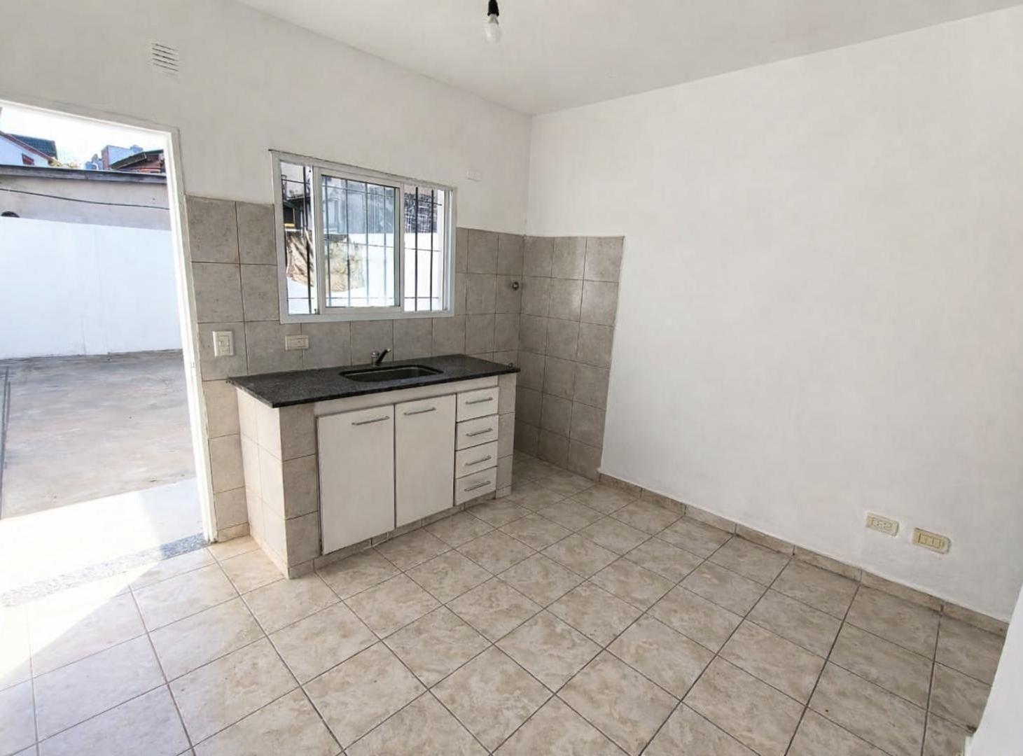 Foto de ALQUILER DE DUPLEX EN JOSE C. PAZ, imagen 4