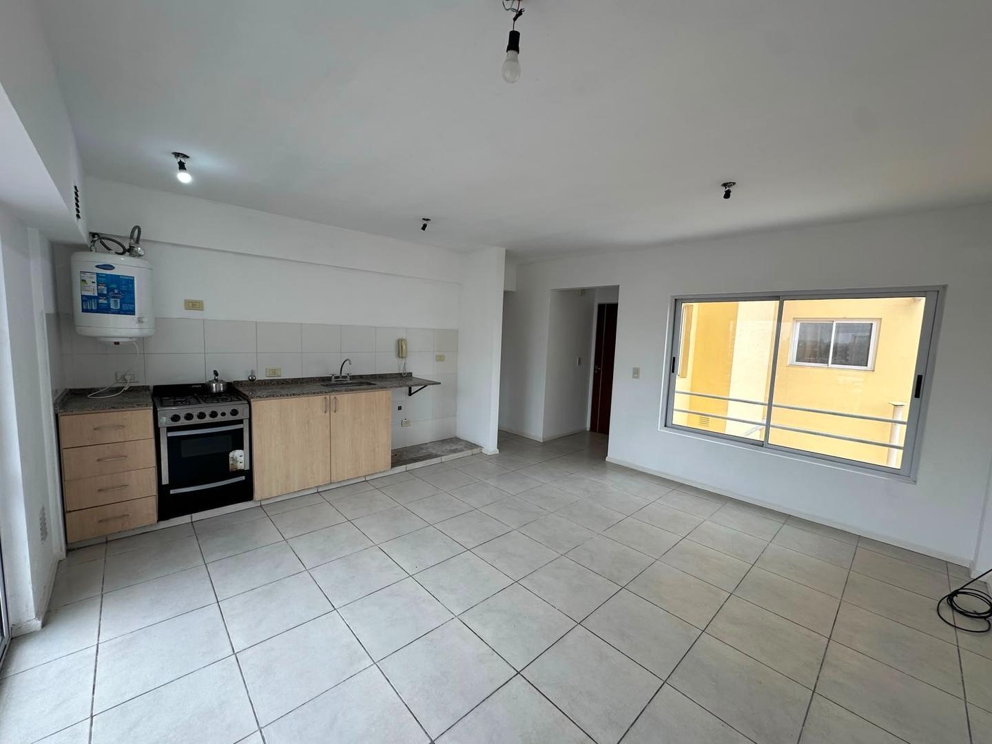 Foto de DEPARTAMENTO 2 AMBIENTES EN ALQUILER EN SAN MIGUEL CENTRO, imagen 3