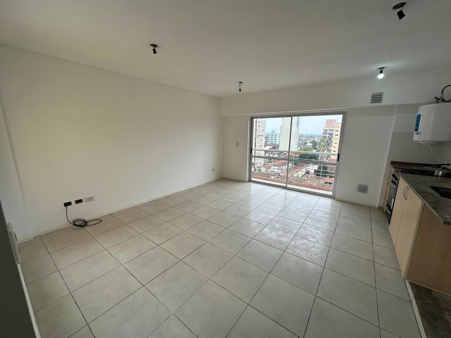 Foto de DEPARTAMENTO 2 AMBIENTES EN ALQUILER EN SAN MIGUEL CENTRO, imagen 2