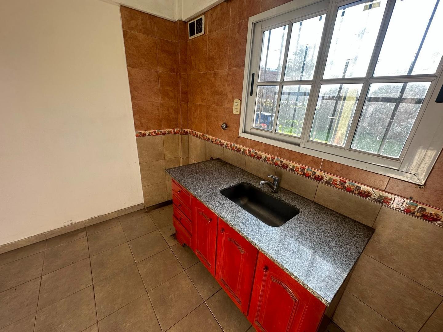 Foto de ALQUILER DE TRIPLEX EN JOSE C. PAZ, imagen 5