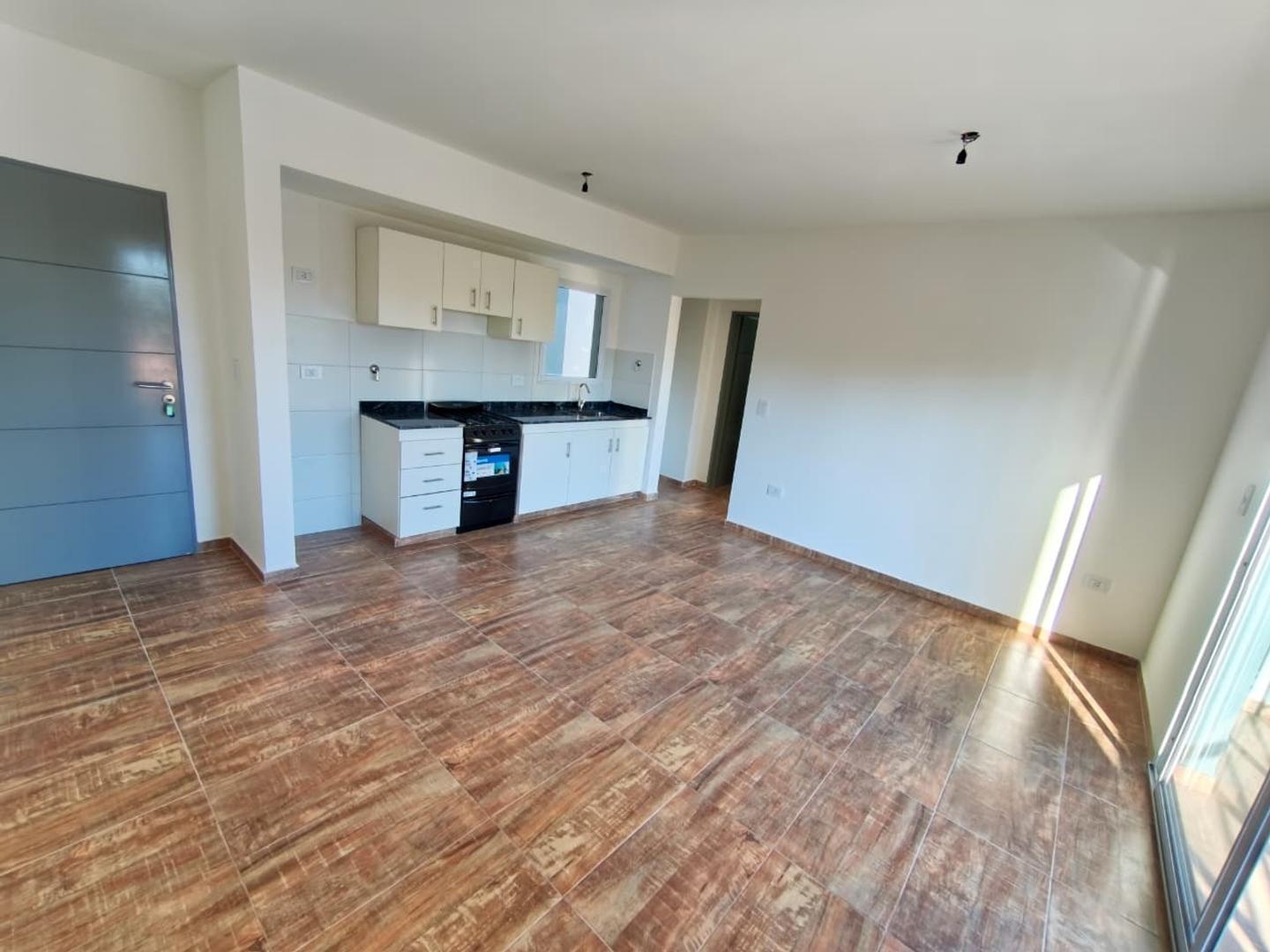 Foto de ALQUILER DE DEPARTAMENTO 2 AMBIENTES EN SAN MIGUEL CENTRO, imagen 2