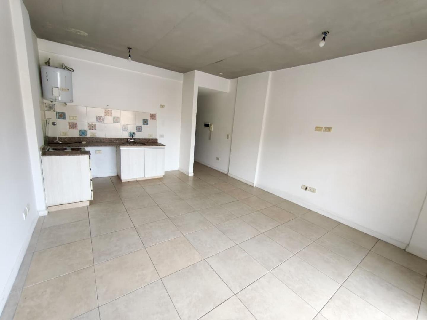 Foto de VENTA DE DEPARTAMENTO MONOAMBIENTE EN SAN MIGUEL CENTRO, imagen 3