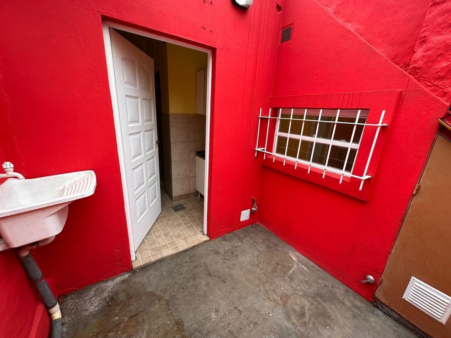 Foto de ALQUILER. DPTO. 2 AMBIENTES - José C Paz, imagen 2