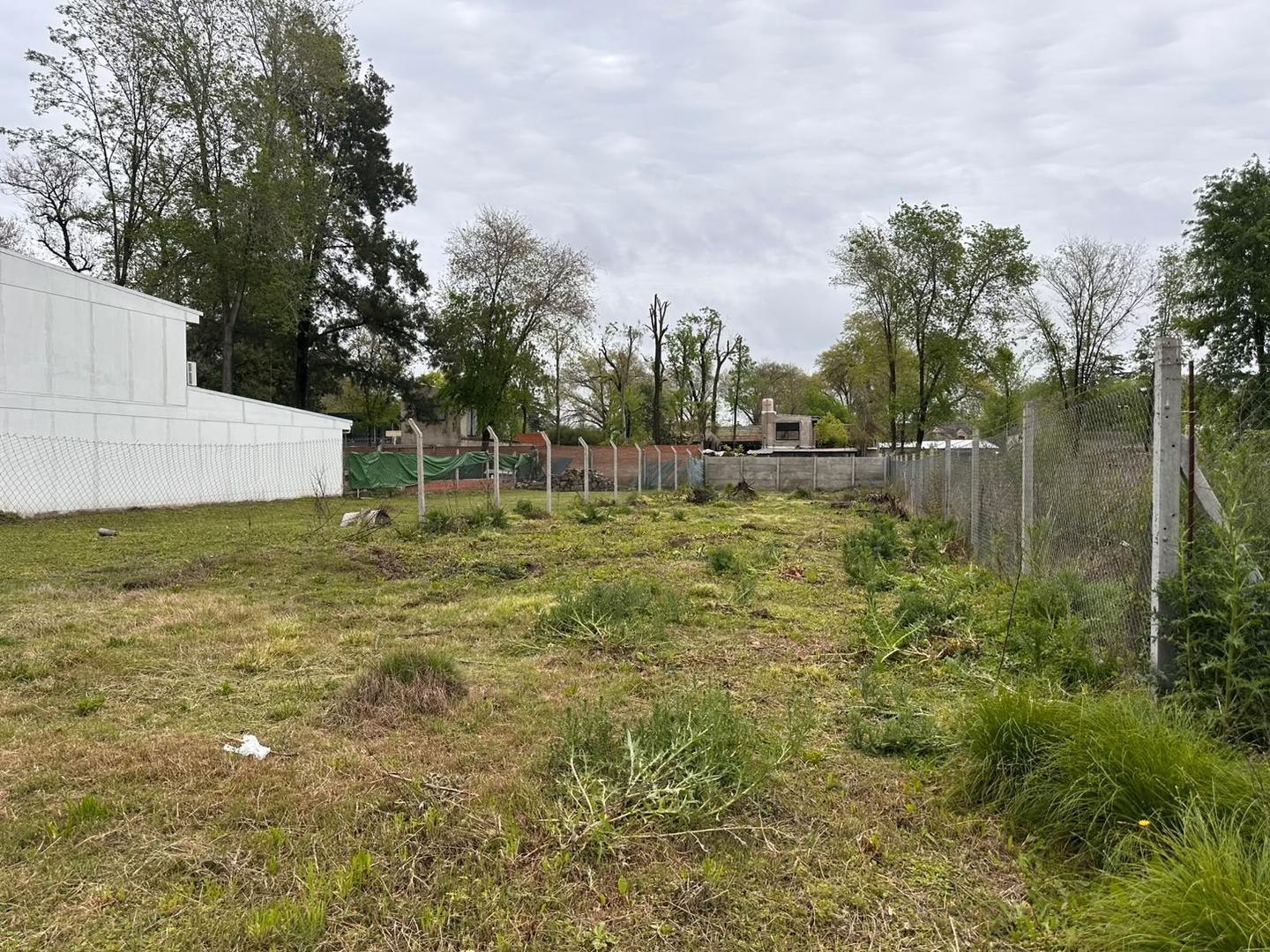 Foto de VENTA LOTE EN BARRIO PARQUE YEI PORÁ, imagen 2