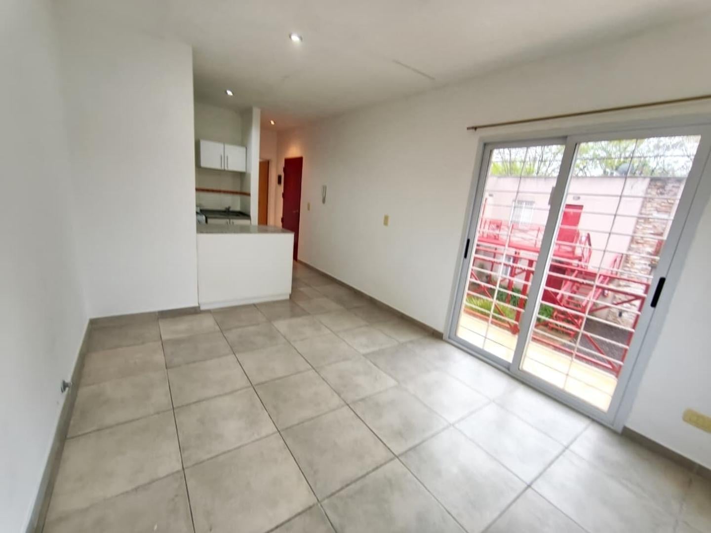 Foto de ALQUILER DE DEPARTAMENTO 2 AMBIENTES EN SAN MIGUEL, imagen 1