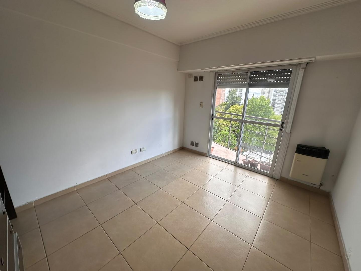 Foto de ALQUILER DE DEPARTAMENTO TRES AMBIENTES EN MUÑIZ CENTRO, imagen 4