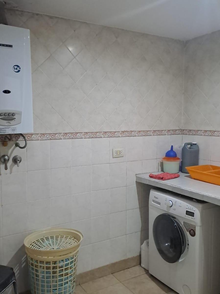 Casa 550 m² - Maza 1544 y Av Garay - Lujo - Garage X 4 Autos Whatsapp 3