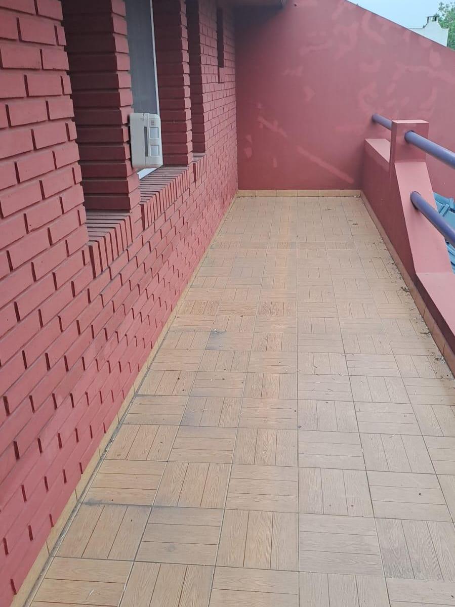 Casa 550 m² - Maza 1544 y Av Garay - Lujo - Garage X 4 Autos Whatsapp 2