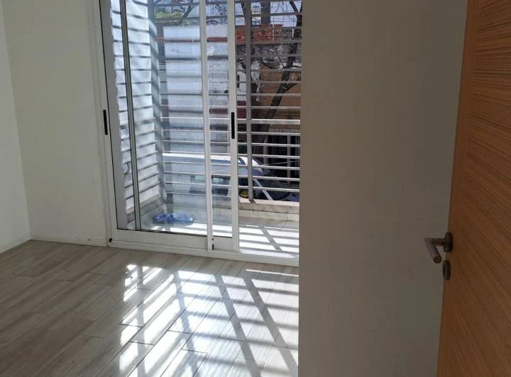 2amb 50m2  c Balcón Frente- Nuevo- Luminoso- Subte Emilio Mitre 3