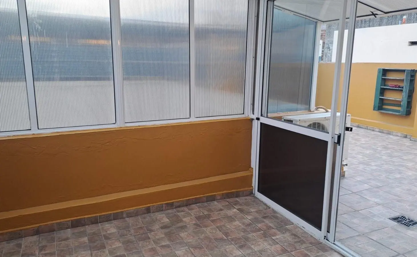 Amplio y Luminoso 2 amb. Nuevo- Divisible Terraza Propia- Baja Expensa- Cerca Av. Garay 5