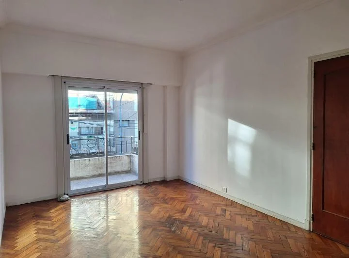 PH 3 AMBIENTES PRIMER PISO POR ESCALERA -SIN EXPENSAS 4