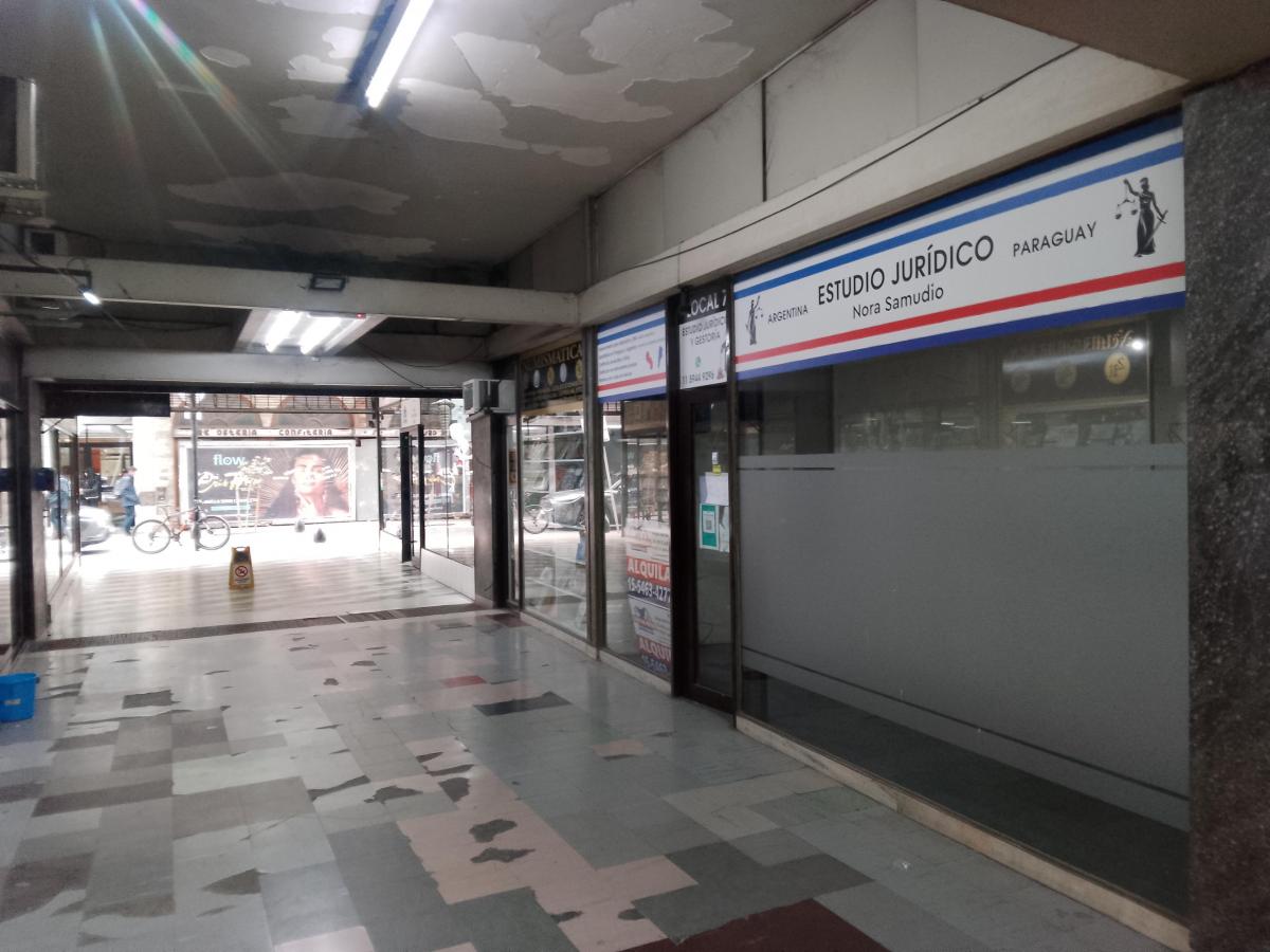 Local Comercial 36 m² Excelente Ubicación en Galería Pb y Amplio Depósito 4
