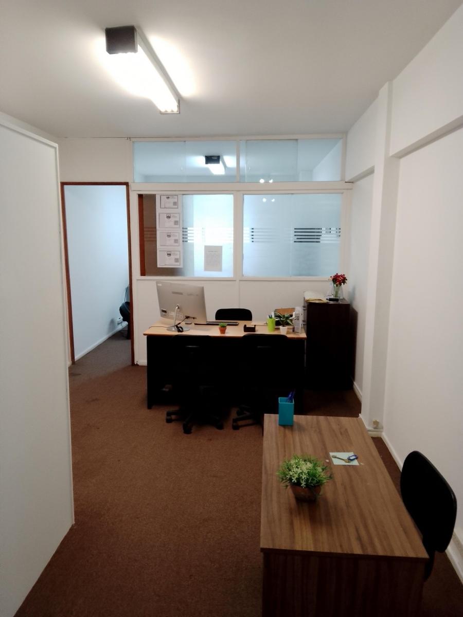 Foto de Oficina comercial de 28 m² en venta en Centro/Microcentro, escucho, imagen 2
