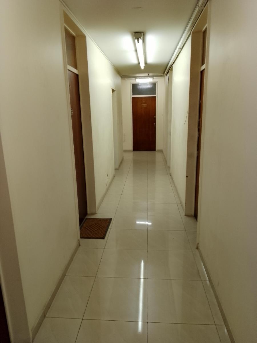Foto de Oficina comercial de 28 m² en venta en Centro/Microcentro, escucho, imagen 3