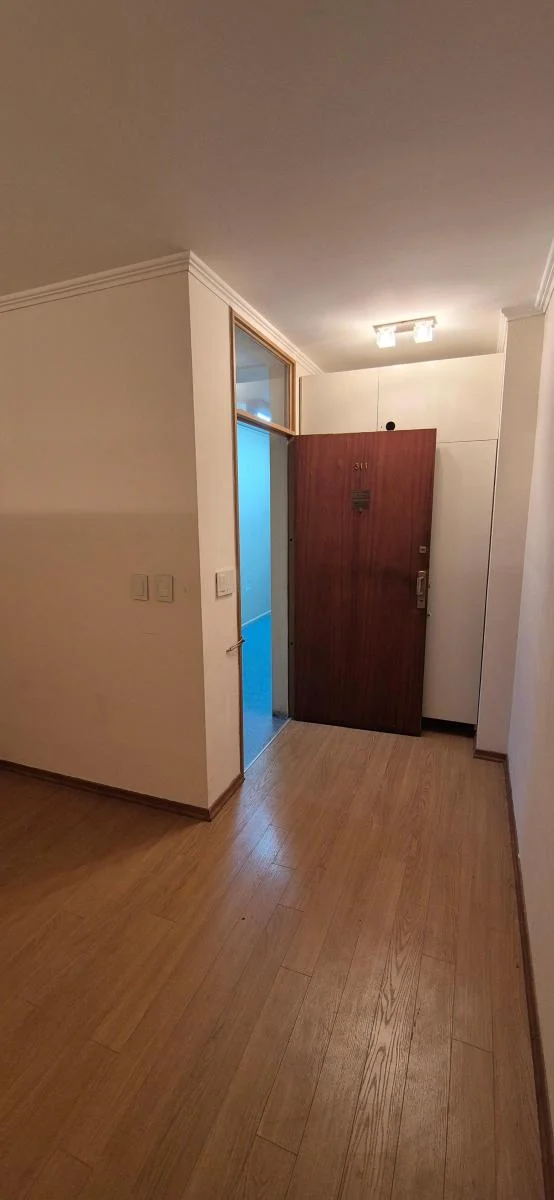 Vendo Hermosa Oficina de 27 m² en Perfecto Estado en El Corazón del Microcentro 2