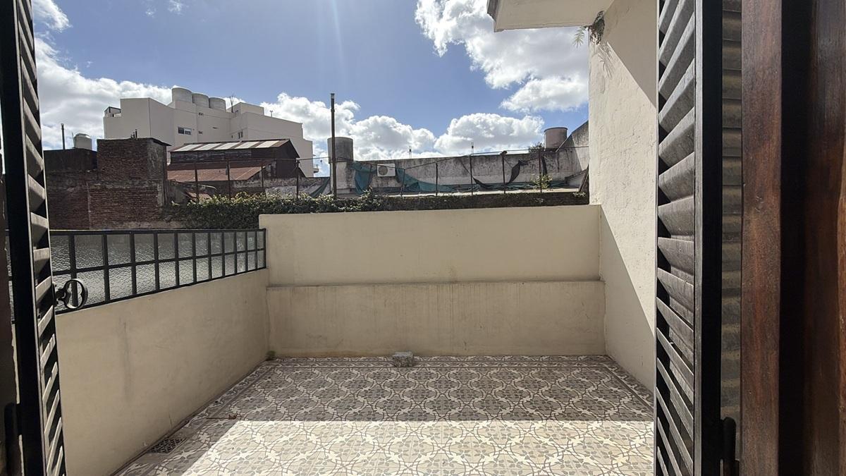 Foto de PH en Villa Luro con terraza y Balcón., imagen 1