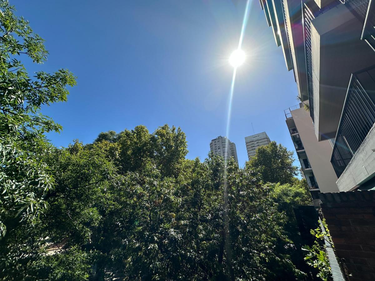 Piso Unico con Balcon Terraza y Patio en Pleno Belgrano Frente a La Plaza 4