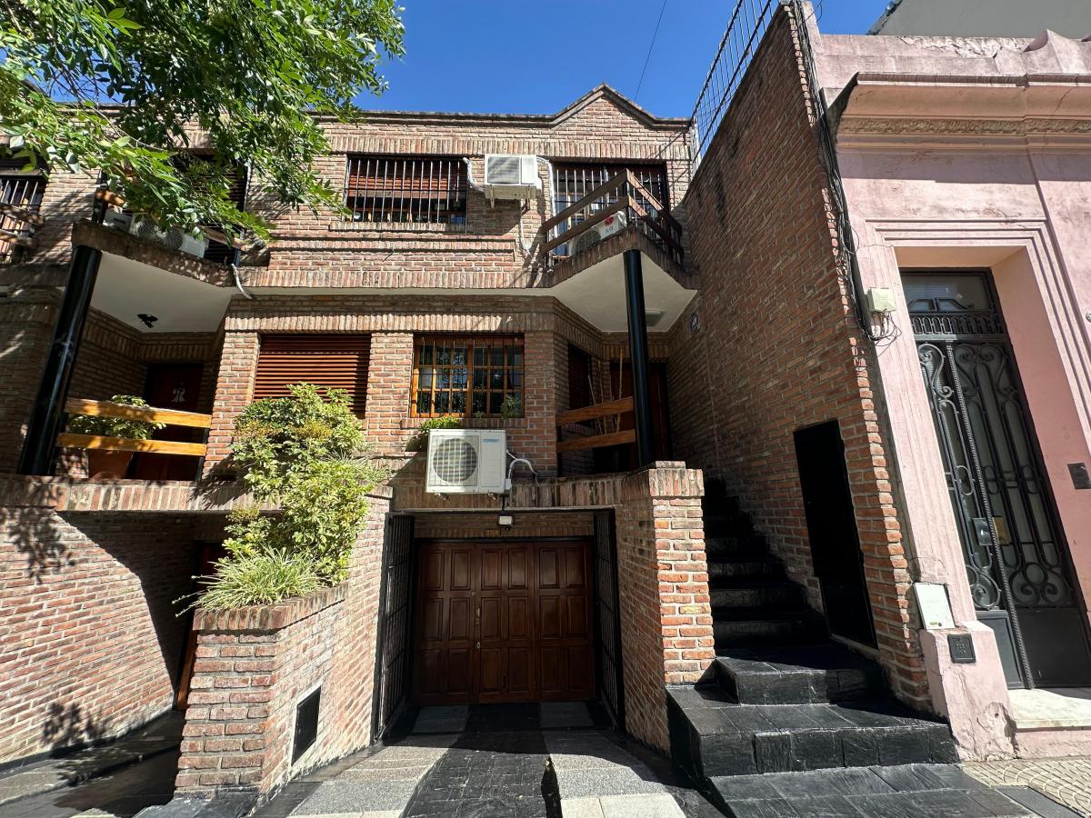 PH Tipo Casa Excelente Triplex Impecable Estado Sin Expensas! 4