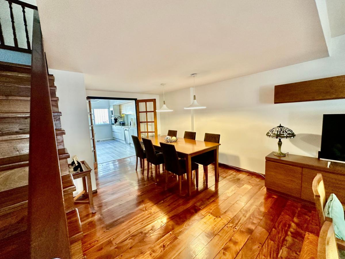 PH Tipo Casa Excelente Triplex Impecable Estado Sin Expensas! 3