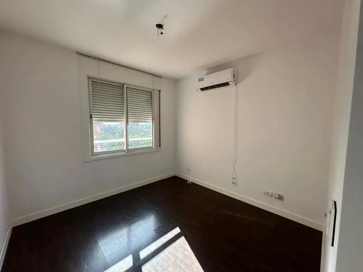 ALQUILER TRES AMB CON COCHERA VISTA RIO Y AMENITIES jardines del Libertador 4