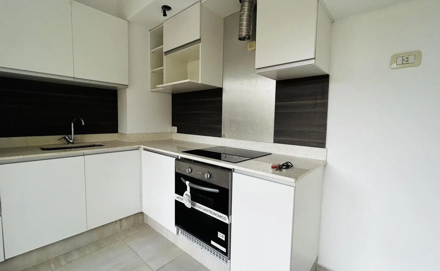 Dúplex 3 Amb A Estrenar en lomas centro con amenities, Piscina, sum y cocheras 4