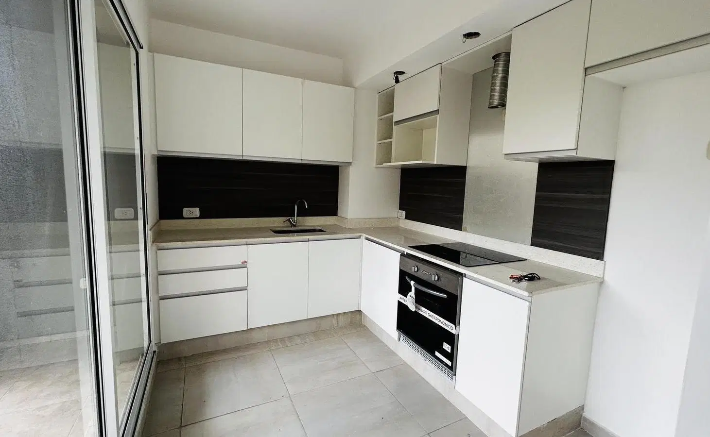 Dúplex 3 Amb A Estrenar en lomas centro con amenities, Piscina, sum y cocheras 3