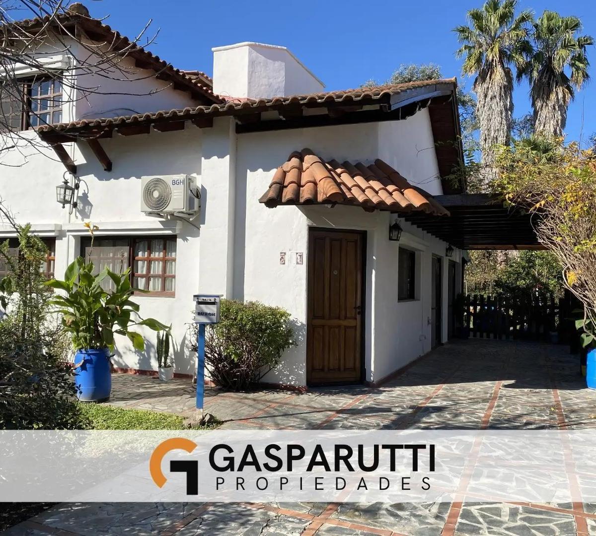 Casa en Venta en Aranjuez, 4 Ambientes con Cochera Cubierta!