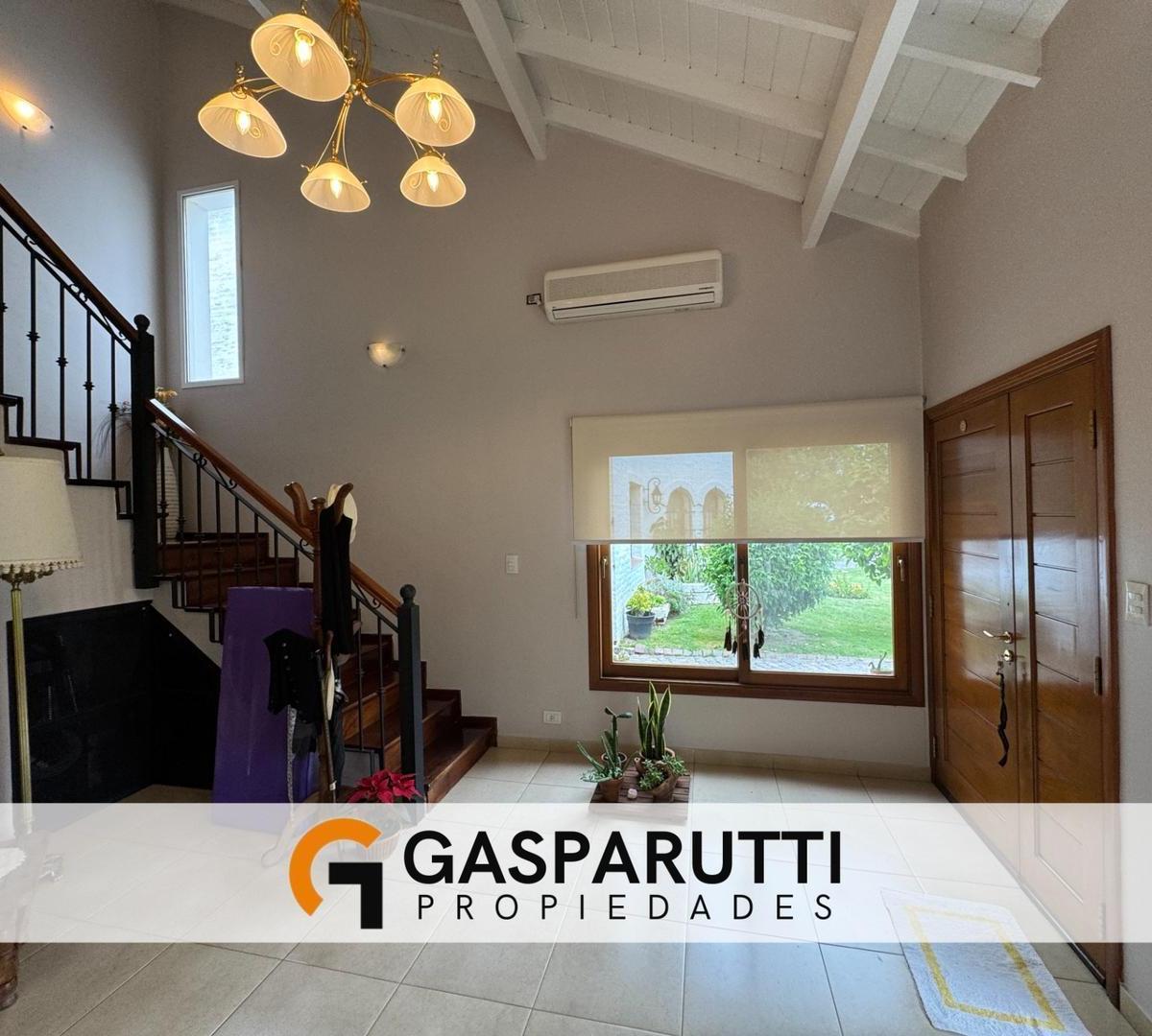 Casa en Venta en Aranjuez Country Club, 5 Ambientes con Pile