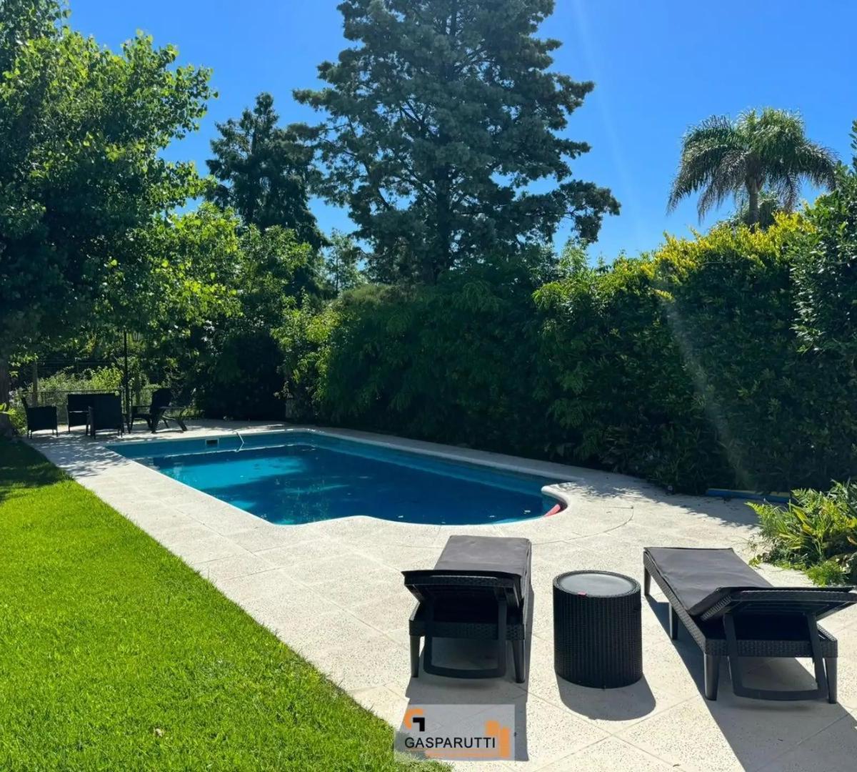 Casa en Venta en Aranjuez Country Club, 5 Ambientes con Pile