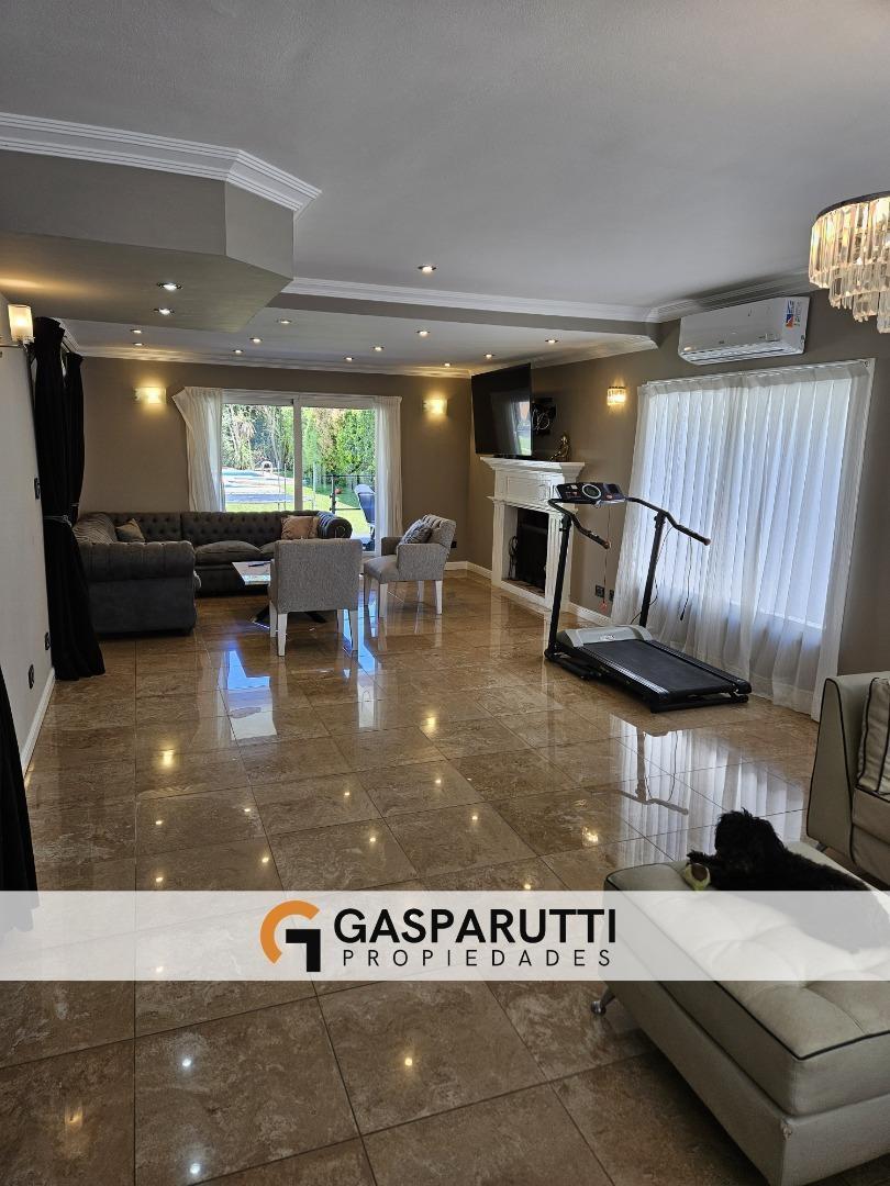Foto de Casa en Venta y Alquiler 5 Dorm con Pileta Barrio Septiembre, imagen 2