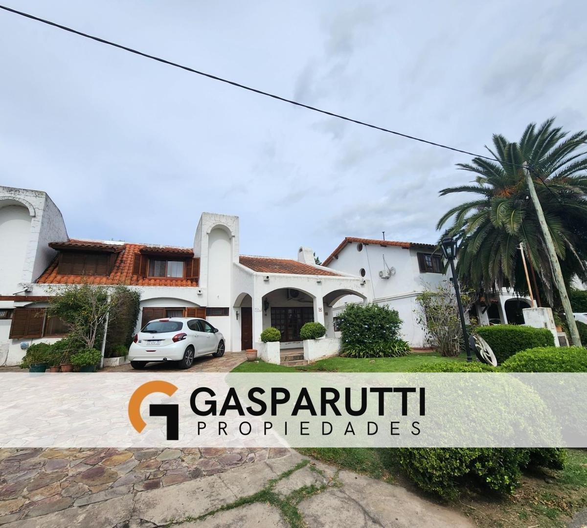 Casa en Venta con Pileta en Aranjuez! APTO CREDITO