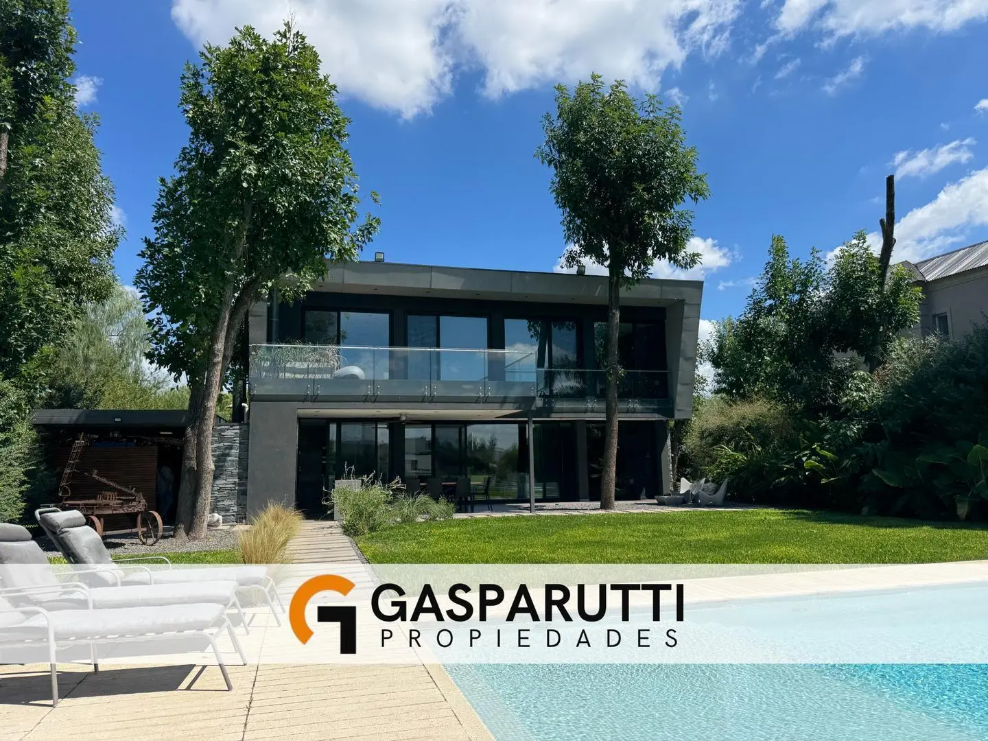 Casa en Venta a la Laguna en San Matías 2