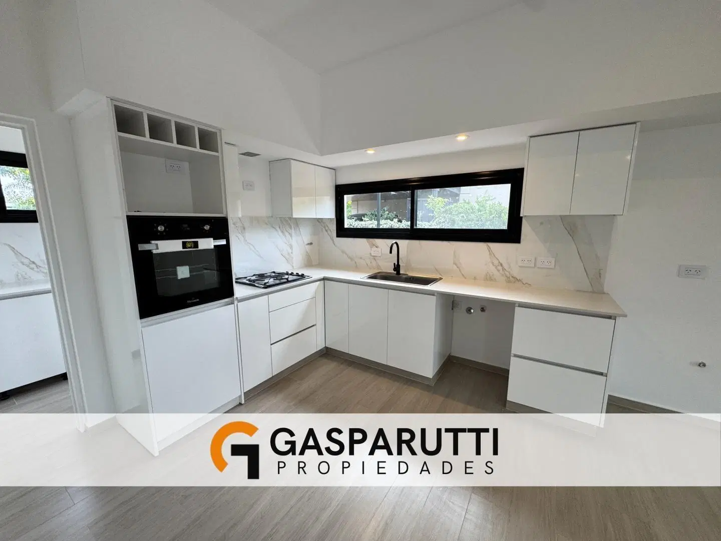 Casa en Venta en San Matías a Estrenar 3