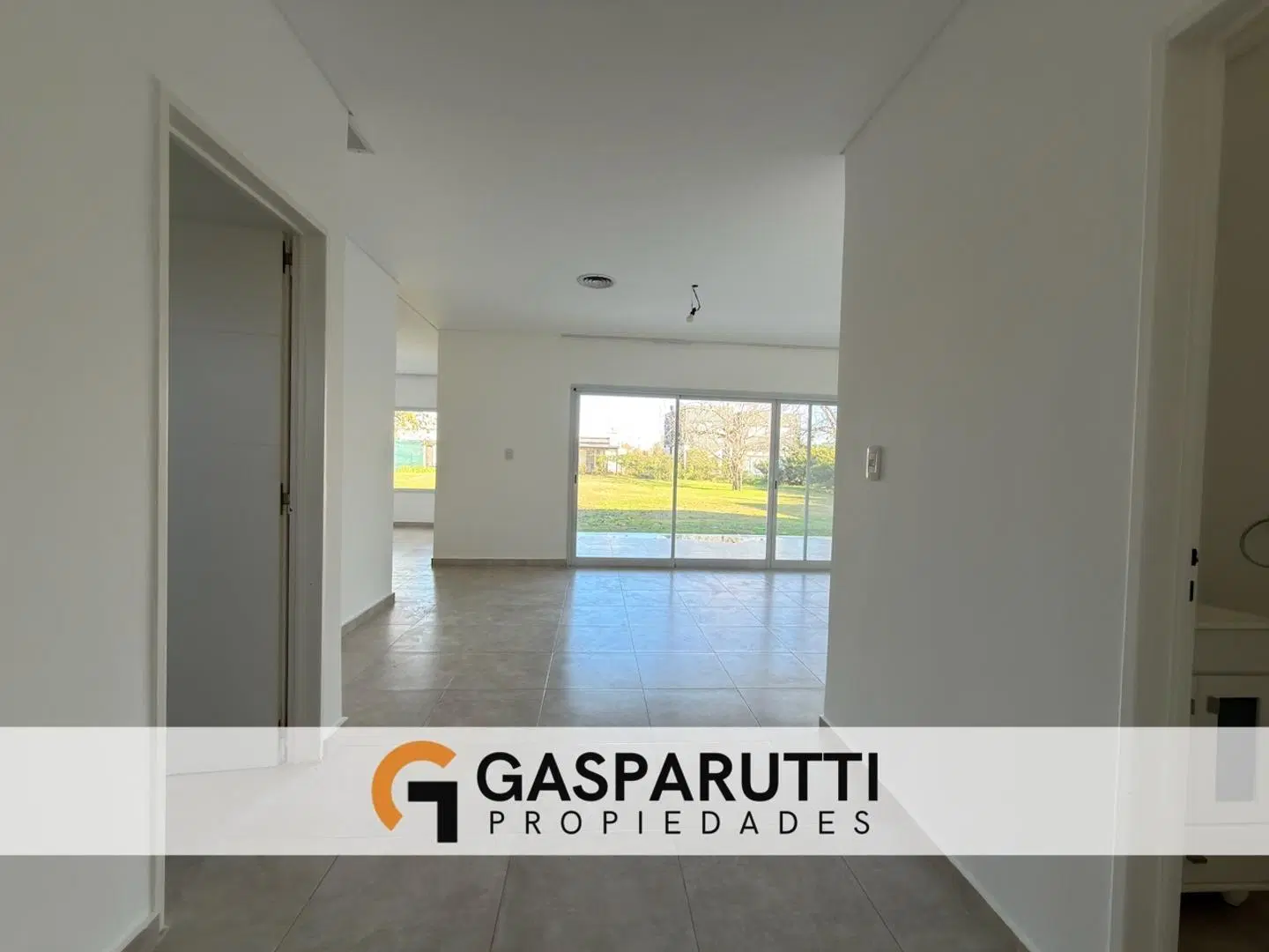 Casa en Venta en San Matías en una planta 3