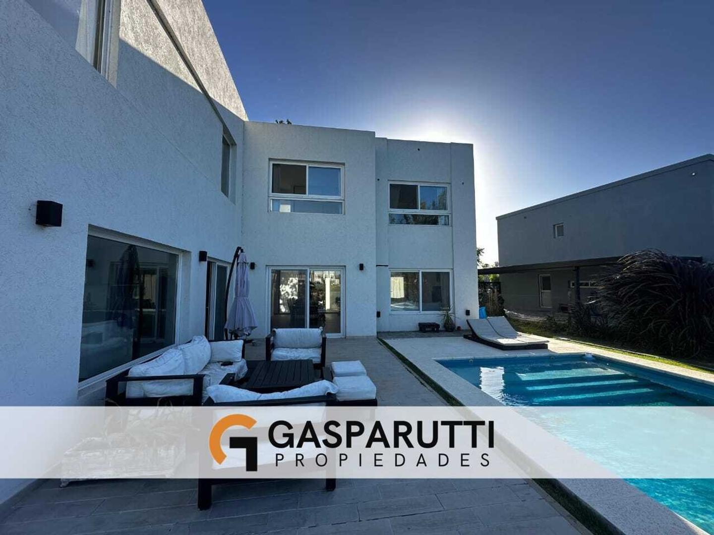Foto de Casa en venta en El Canton A la Laguna, imagen 1