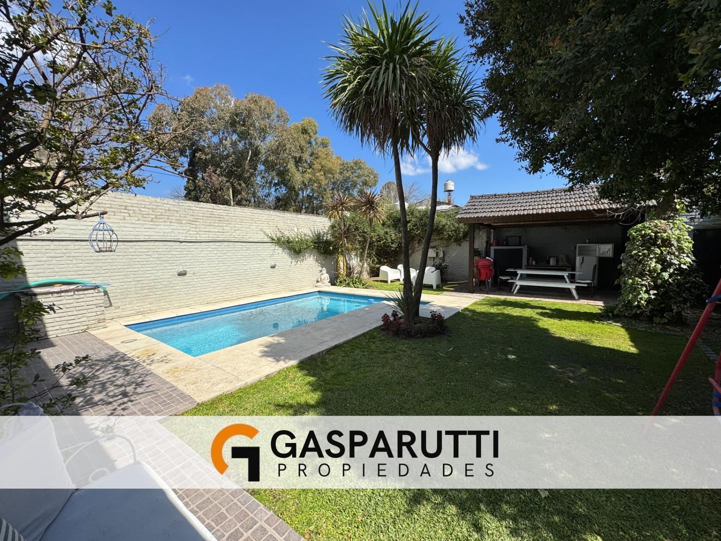 Foto de Casa en venta en Maquinista Savio Refaccionada! Apto credito, imagen 1