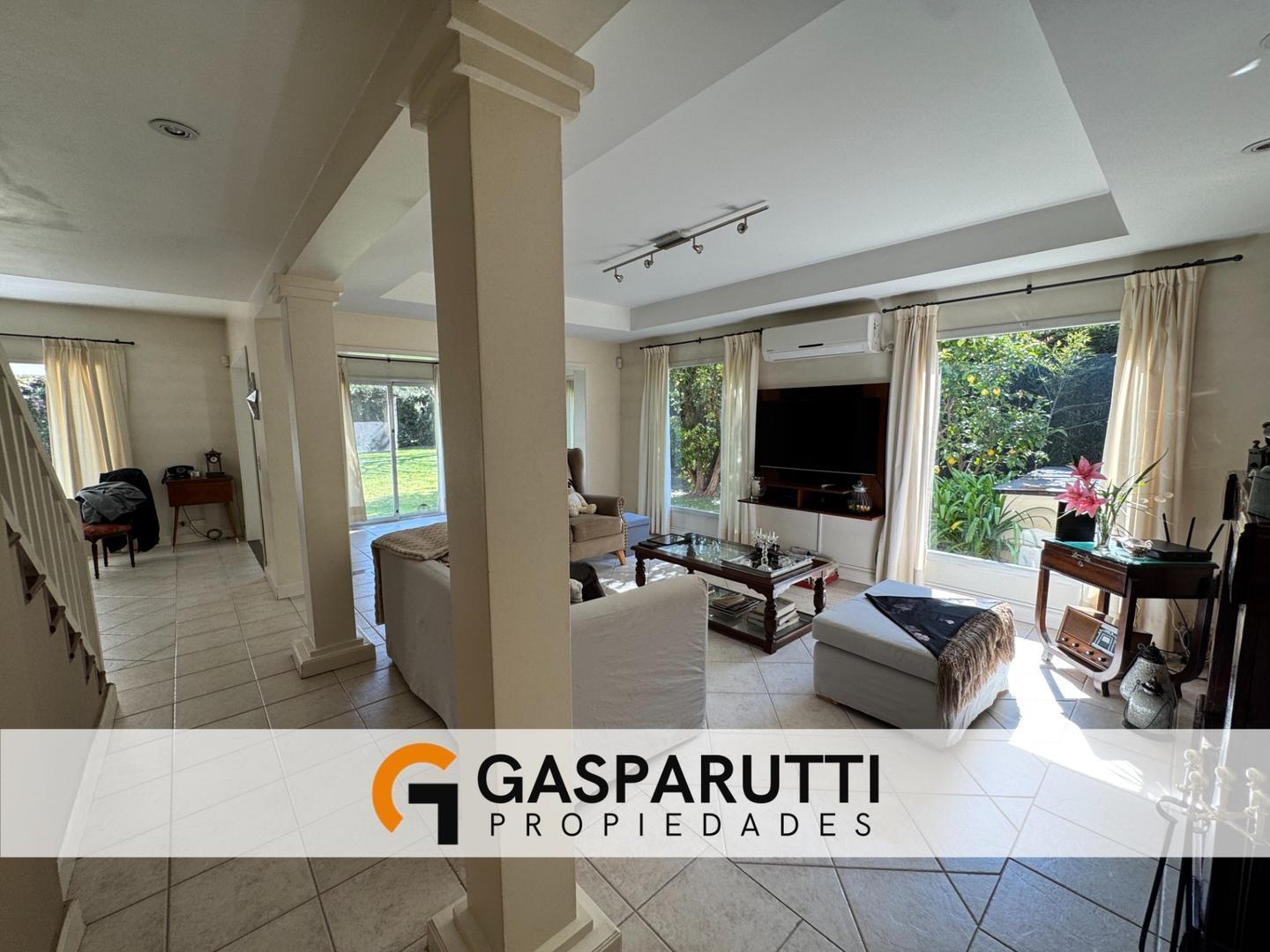 Foto de Casa en Venta en Barrio Septiembre, Escobar. Apto credito, imagen 1