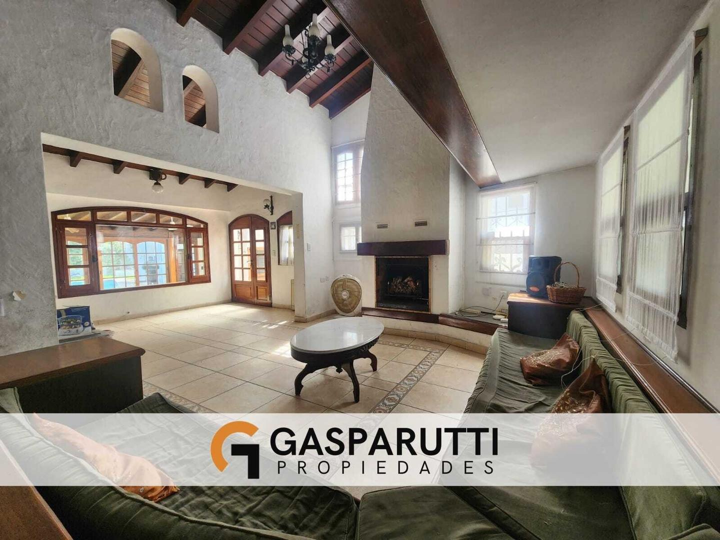 Foto de Casa en venta en Aranjuez Country Club. APTO CREDITO, imagen 1