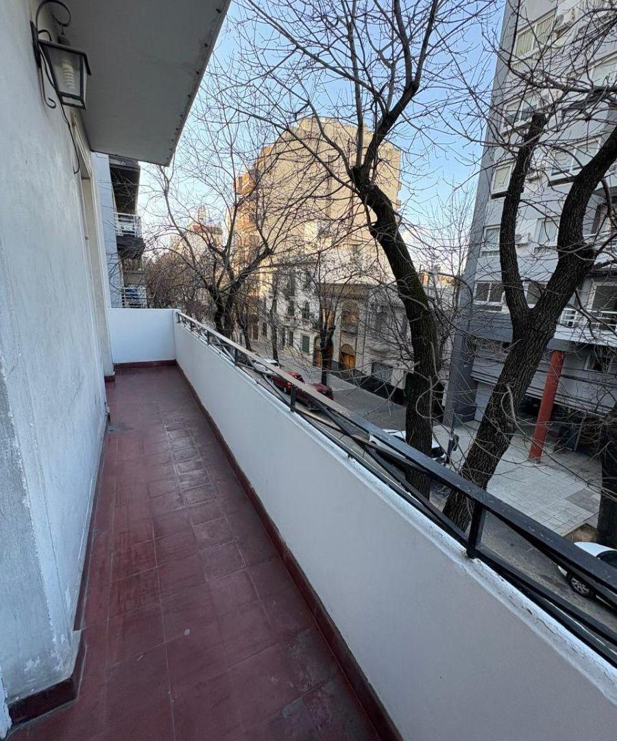 Foto de Semipiso 3 Ambientes - Al Frente - Balcón -Reciclado- Muy Luminoso, imagen 1