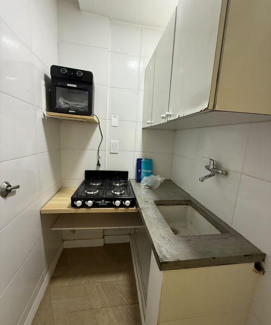 Foto de Monoambiente - Balcón francés - Reciclado - Excelente Ubicación, imagen 5