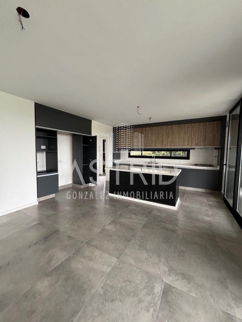 Foto de Casa en venta Escobar 5 ambientes, imagen 3