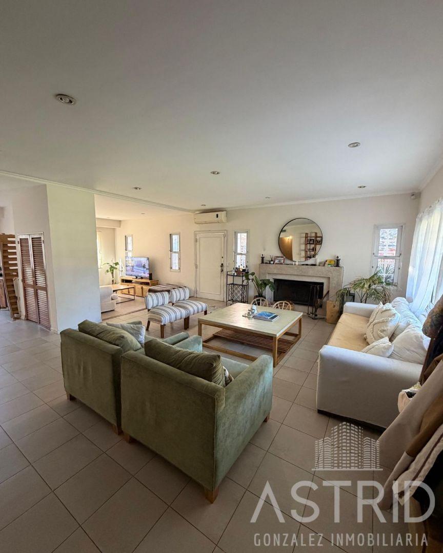 Foto de Venta de Casa 7 Ambientes en Punta Chica, San Fernando, imagen 2