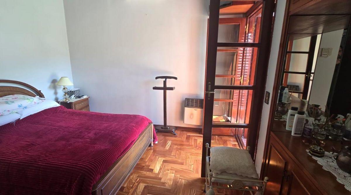 Foto de Venta de Casa 6 AMBIENTES en Haedo Chico, Morón, imagen 4