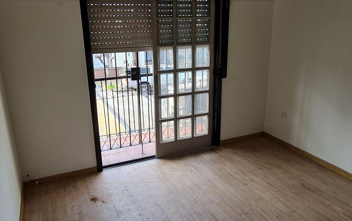 Venta de Duplex 3 AMBIENTES en Centro, San Justo