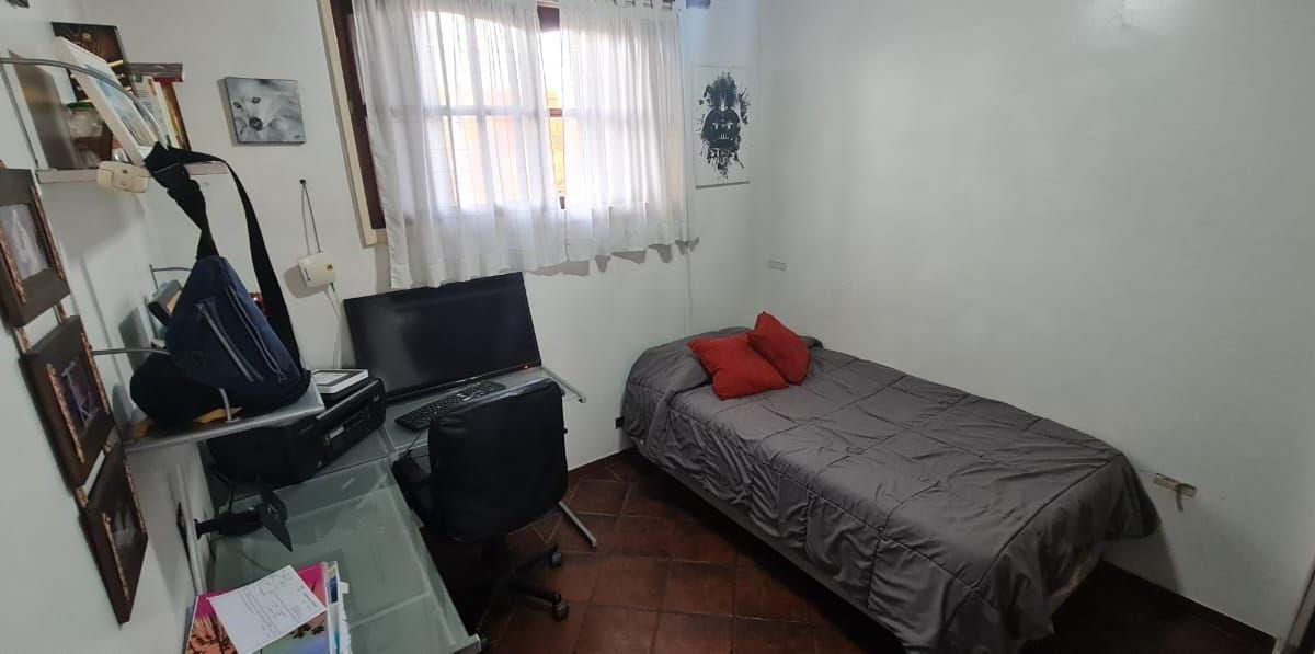 Foto de Venta de Casa 5 AMBIENTES en Villa Luzuriaga, imagen 4