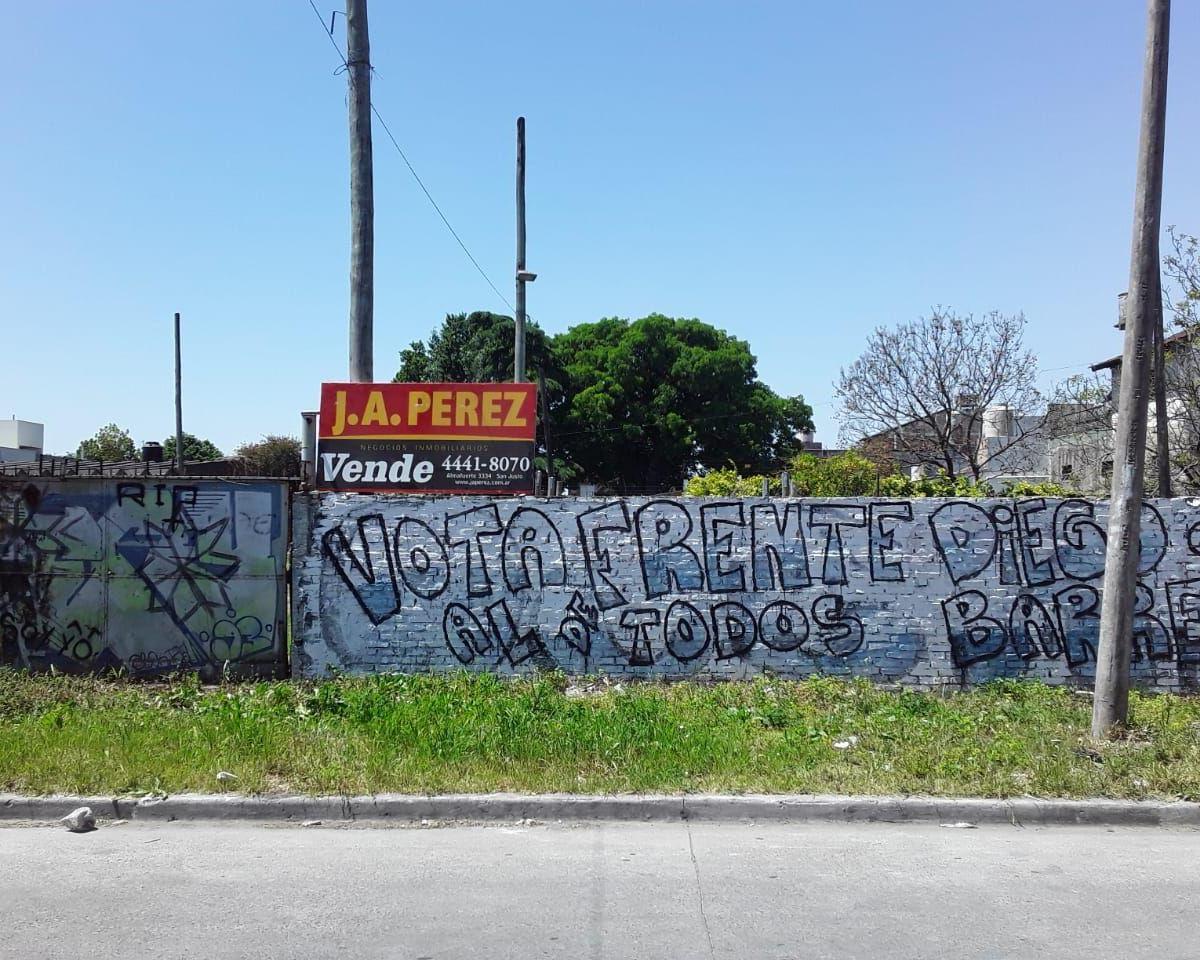 Foto de Venta de Lote en Isidro Casanova,, imagen 2