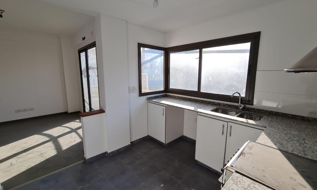 Venta de Departamento 3 AMBIENTES en Centro, San Justo