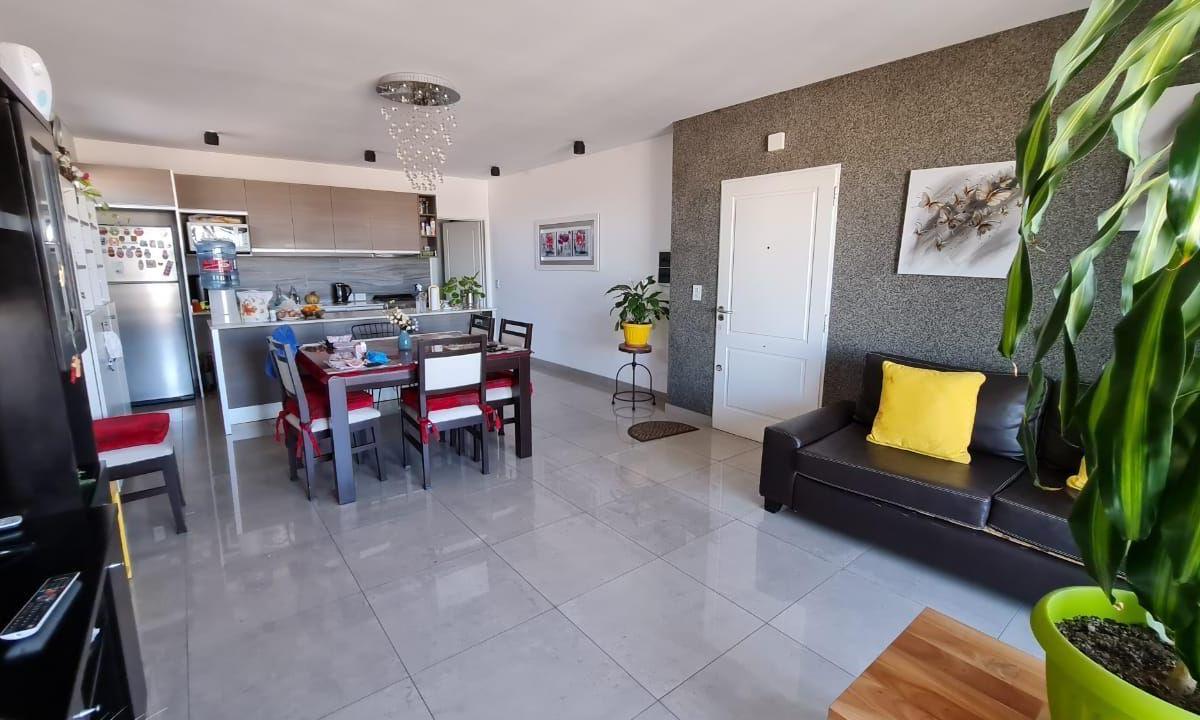 Venta de Departamento 3 AMBIENTES en San Justo Centro,